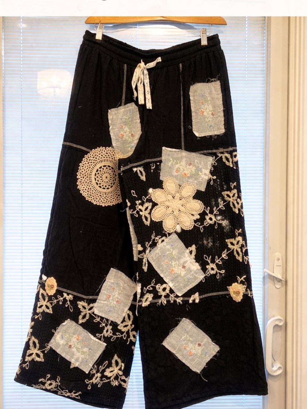 Boho Patchwork Wide Leg Pants Lace Appliqué Floral Drawstring Never Worn!